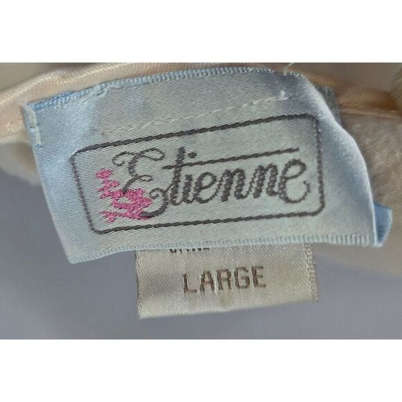 Etienne Cream Lace-Trimmed Nightgown honeymoon fairycore romance bride - Picture 5 of 11